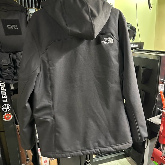 The North Face Apex Sherpa Softshell Hoodie - Picture 2 of 6